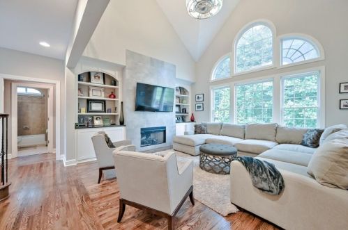 2468 Hughes Ct, Atlanta GA  30331-7896 exterior