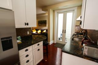 4120 22nd St, San Francisco, CA 94114-3137