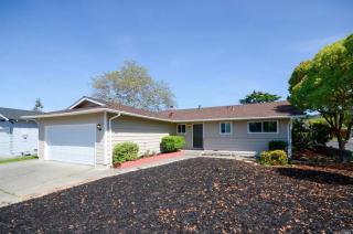 2194 Granada St, Fairfield, CA 94559-4358