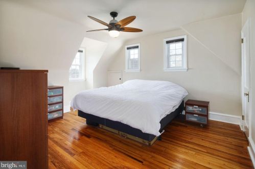 400 Strawbridge Ave, Camden NJ 08108-2001 exterior