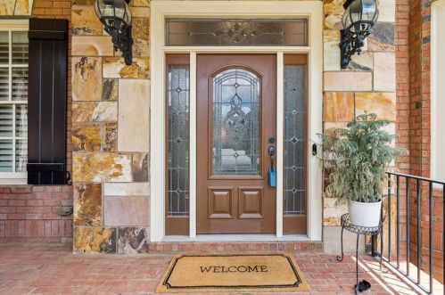 2832 Springbluff Ln, Buford, GA 30519-4196