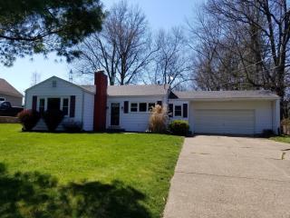 3811 Amherst Ave, Massillon OH  44646-1709 exterior