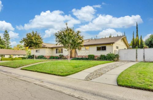 7990 Shrewsbury Ave, Fair Oaks, CA 95628-5921