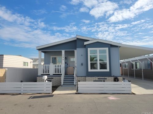 6241 Warner Ave, Huntington Beach CA  92647-5101 exterior