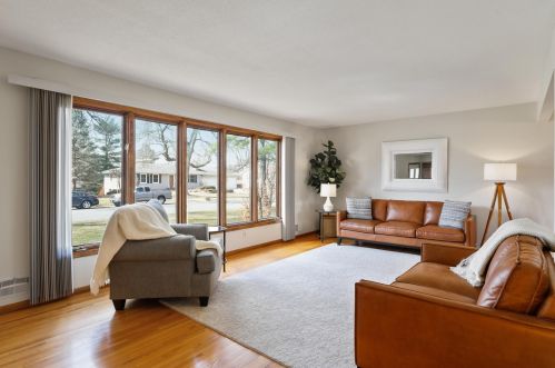 10025 Goodrich Rd, Minneapolis, MN 55437-2412