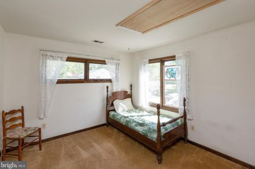 1174 Spruce Ave, Shady Side MD 20764-9562 exterior