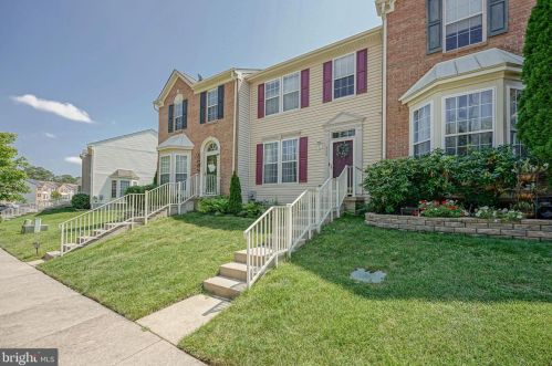 111 Colts Neck Dr, Erial, NJ 08081-5619