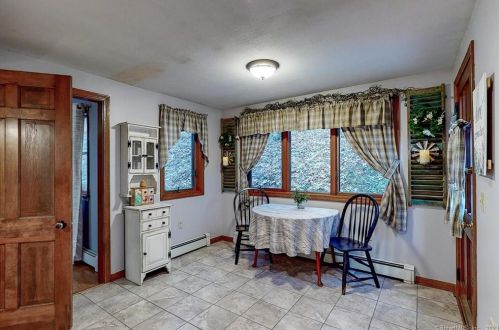 158 Scully Rd, Somers CT  06071-1723 exterior