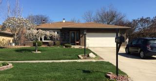1922 Mcadam Rd, Oak Brook, IL 60561-3523