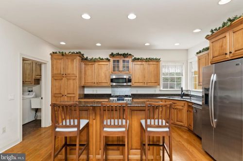 1022 Rockledge Dr, Carlisle PA  17015-9127 exterior