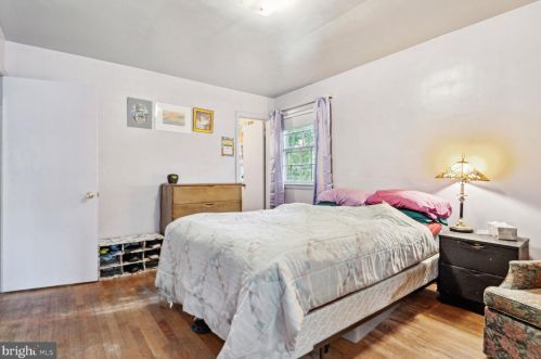 10905 Oakwood St, Silver Spring MD 20901-1238 exterior