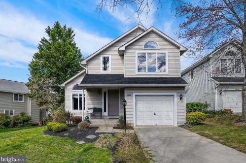 8120 Tamar Dr, Columbia, MD 21045-2884