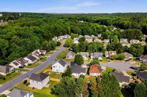 502 Kettletoft Ct, Stockbridge GA  30281-6485 exterior