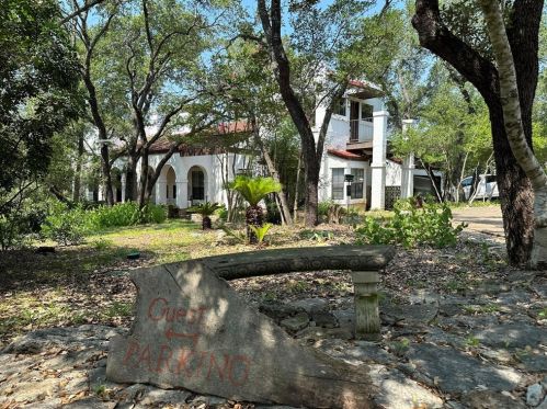 1100 Crystal Creek Dr, Austin TX  78746-4712 exterior
