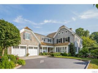 4 Harbor Bluff Ln, Norwalk, CT 06853-1544