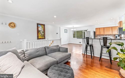 5225 Heming Ave, Springfield VA  22151-2942 exterior