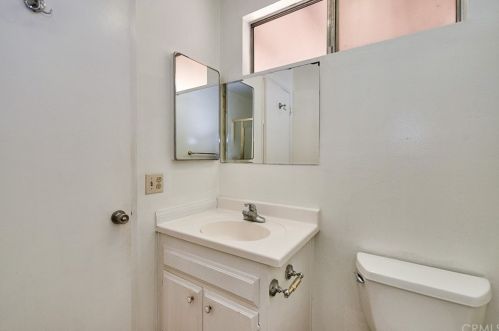 1476 Everton Pl, Riverside CA  92507-4439 exterior