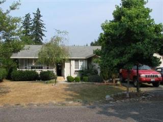 634 Nelson Ln, Tenino, WA 98589-9569