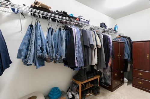43113 Homestead St, Lancaster CA  93535-4837 exterior