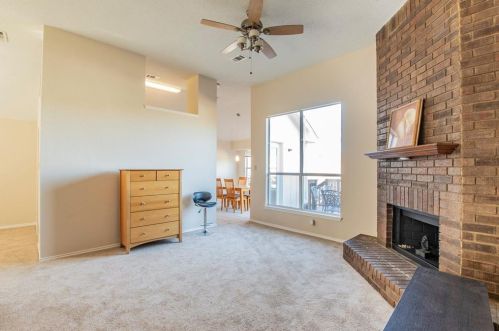 1123 Holly Dr, Carrollton, TX 75010-1073