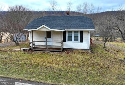 1505 Cumberland Rd, Three Churches WV  26757-6971 exterior