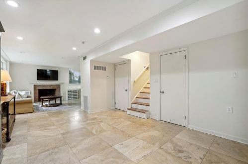 2835 Castlewood Dr, Atlanta GA  30327-1203 exterior