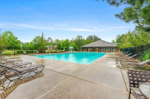 1435 Lakeboat Way, Atlanta GA  30331-8913 exterior