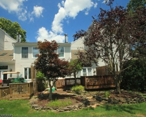 860 Princeton Ct, Branchburg, NJ 08853-4101