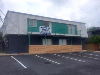 7302 Duval St, Austin TX  78752-2631 exterior