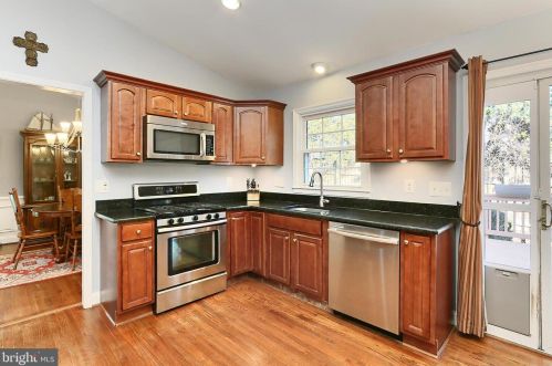 5424 Rilian Ct, Springfield VA  22015-2171 exterior