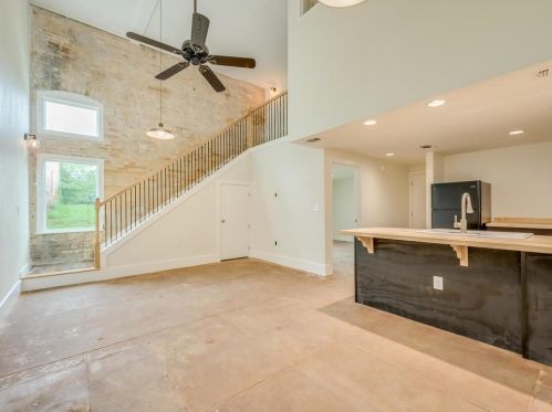110 Main St, Webberville, TX 78621-2619