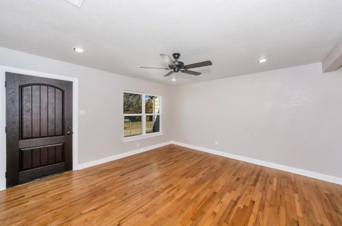 2217 Sturges Dr, Fort Worth TX  76112-3816 exterior