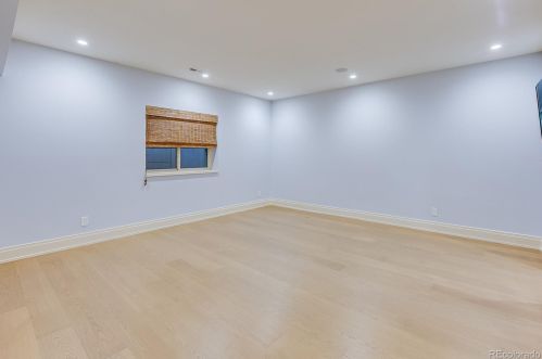 555 Clayton St, Denver CO  80206-4232 exterior