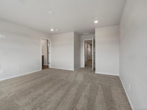 766 Rome St, Aurora CO 80019-3144 exterior