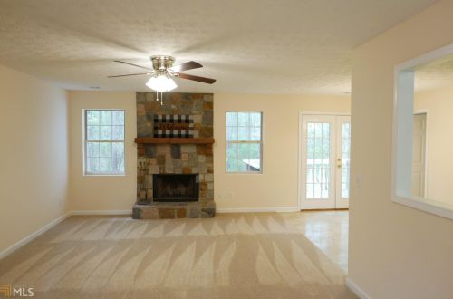 140 Countryside Ln, Porterdale, GA 30016-4588