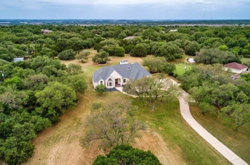 419 Patricia Rd, Georgetown, TX 78628-9686