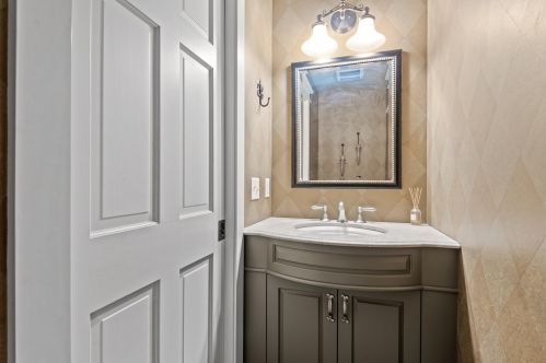 12055 Gantry Ct, Saint Paul MN  55124-6200 exterior