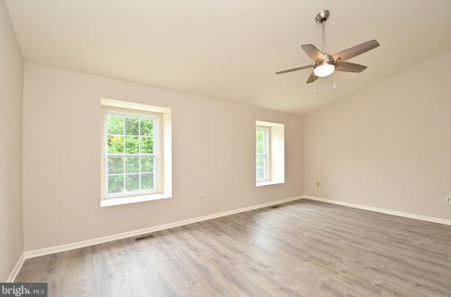 7803 Wintercress Ln, Springfield VA  22152-3842 exterior