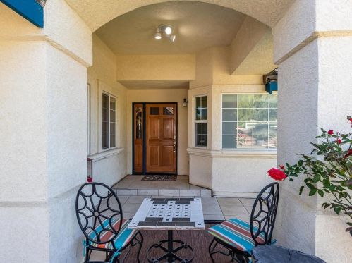 2022 Summit Dr, Lake Nacimiento, CA 93446-1823