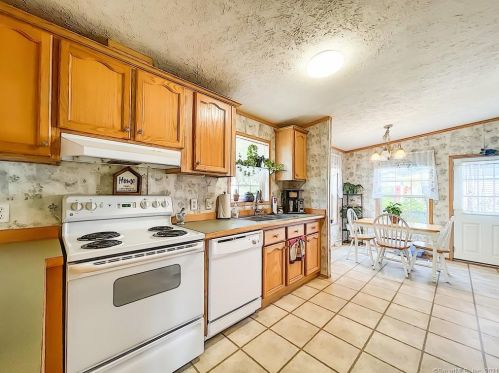 33 Lions Way, North Windham, CT 06256-1410