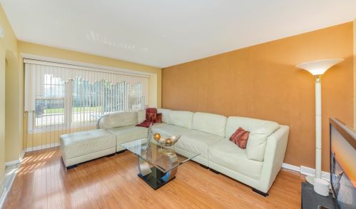 12216 Loomis St, Chicago, IL 60643-5418