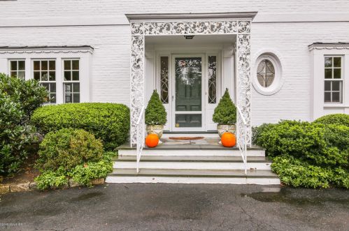 28 Pheasant Ln, Greenwich, CT 06830-3843