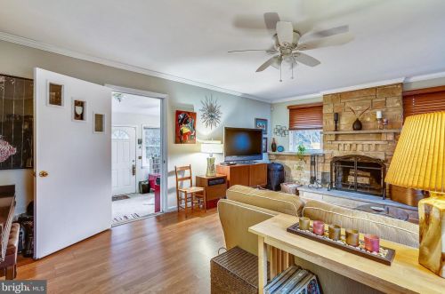 2225 Luzerne Ave, Silver Spring MD 20910-2135 exterior