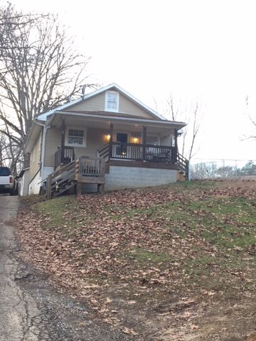 1520 Pike St, Parkersburg WV  26101-6408 exterior