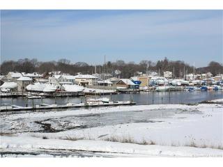 31 Quarry Dock Rd, Branford, CT 06405-4655