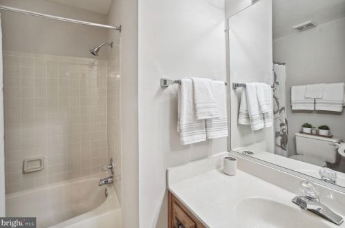 725 Sonata Way, Silver Spring MD exterior