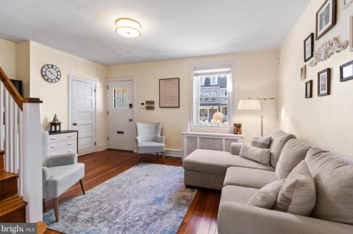 8135 Ardleigh St, Philadelphia PA  19118-3411 exterior