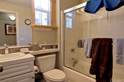 107 Danbrook, Irvine CA  92603-1017 exterior