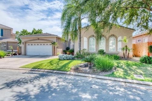 9837 Sedona Cir, Fresno, CA 93720-5408