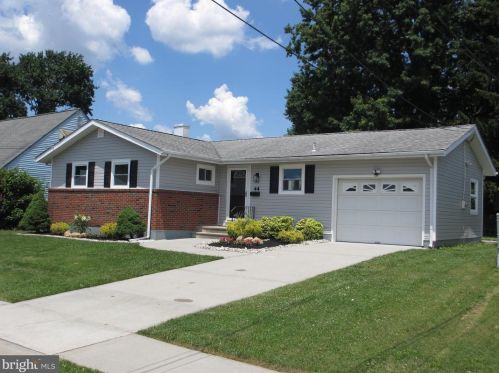 44 Thoreau Rd, Trenton, NJ 08690-2172